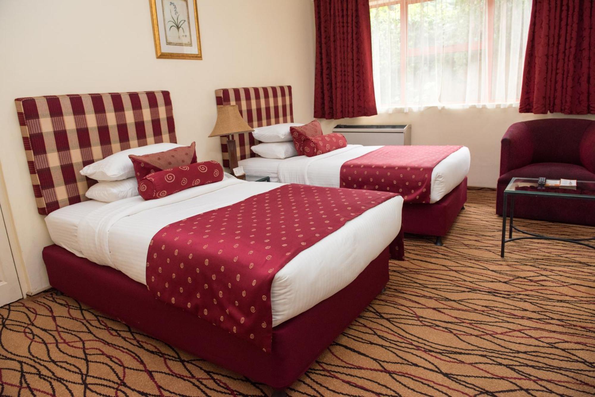 Crossroads Hotel ليلونغوي المظهر الخارجي الصورة